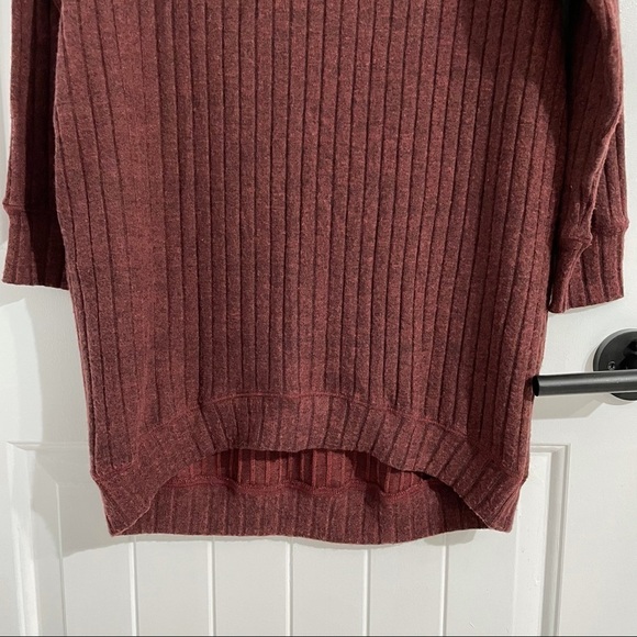 NWT All in Favor Burgundy Mock Neck Long-Sleeve Tunic Sweater - Picture 3 of 6